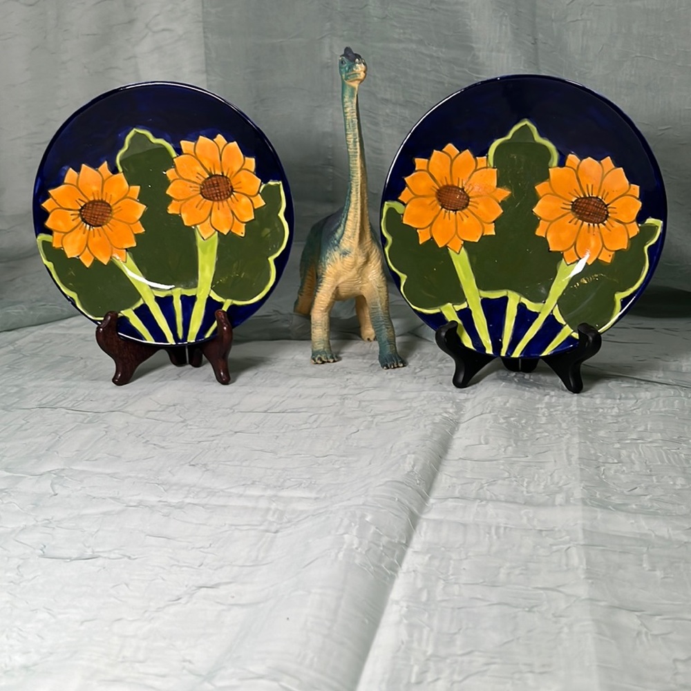 Vintage Hand-painted Alba Mexico Talavera Sunflower Decorative Plates (2)